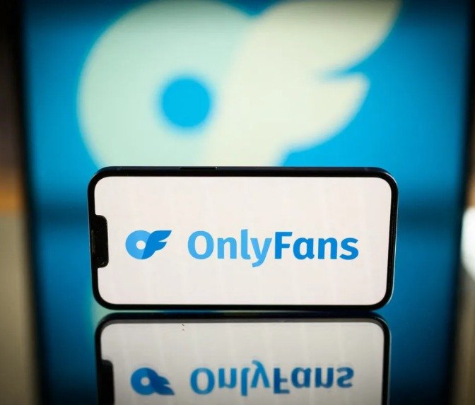 OnlyFans Business Model: Attention को recurring payments में बदलने वाला creator platform