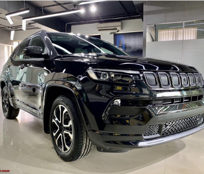 17 लाख वाली ये SUV अब सवा 2 लाख तक सस्ती मिल रही है