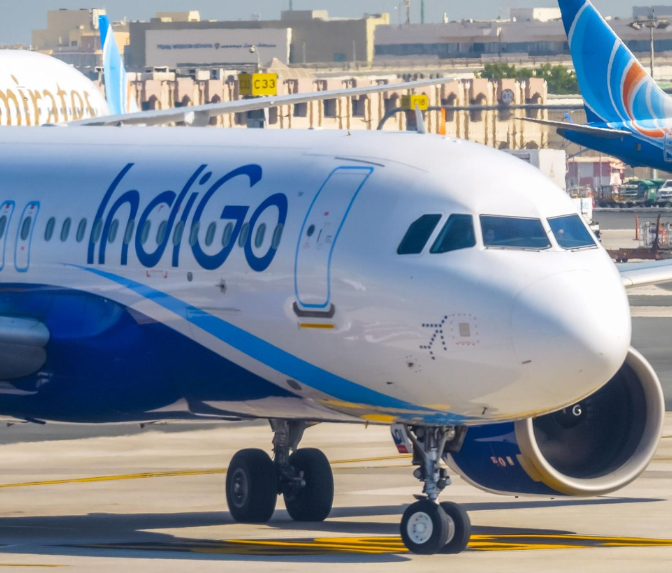 IndiGo में अब हर चीज़ का अलग चार्ज, टिकट के अलावा क्या-क्या महंगा हुआ